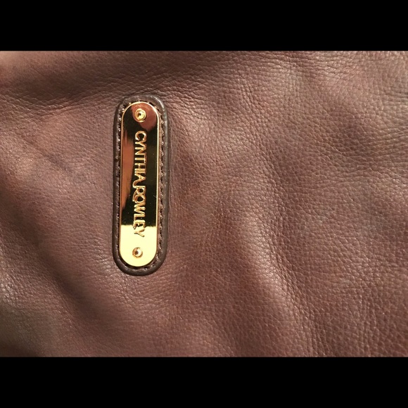 Purse - Picture 2 of 3